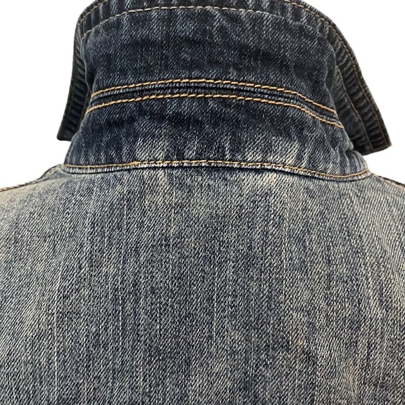 Aeropostale Women’s Blue Jean Jacket Size Medium - Picture 5 of 11